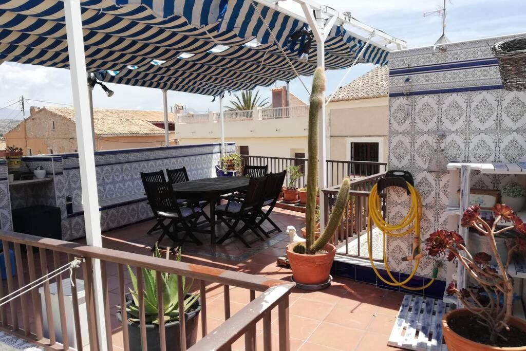 Casa Con Terraza/Confortable House With Terrace Aigues Dış mekan fotoğraf