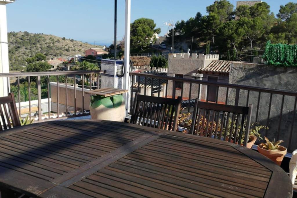 Casa Con Terraza/Confortable House With Terrace Aigues Dış mekan fotoğraf